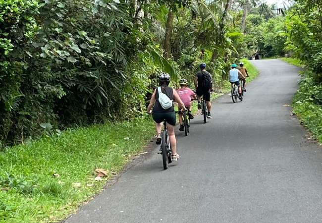 sidemen activity cycling tour in sidemen